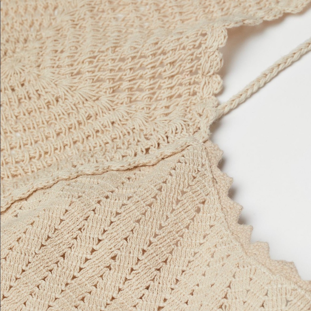 Crocheted beige top NWT - Picture 2 of 5